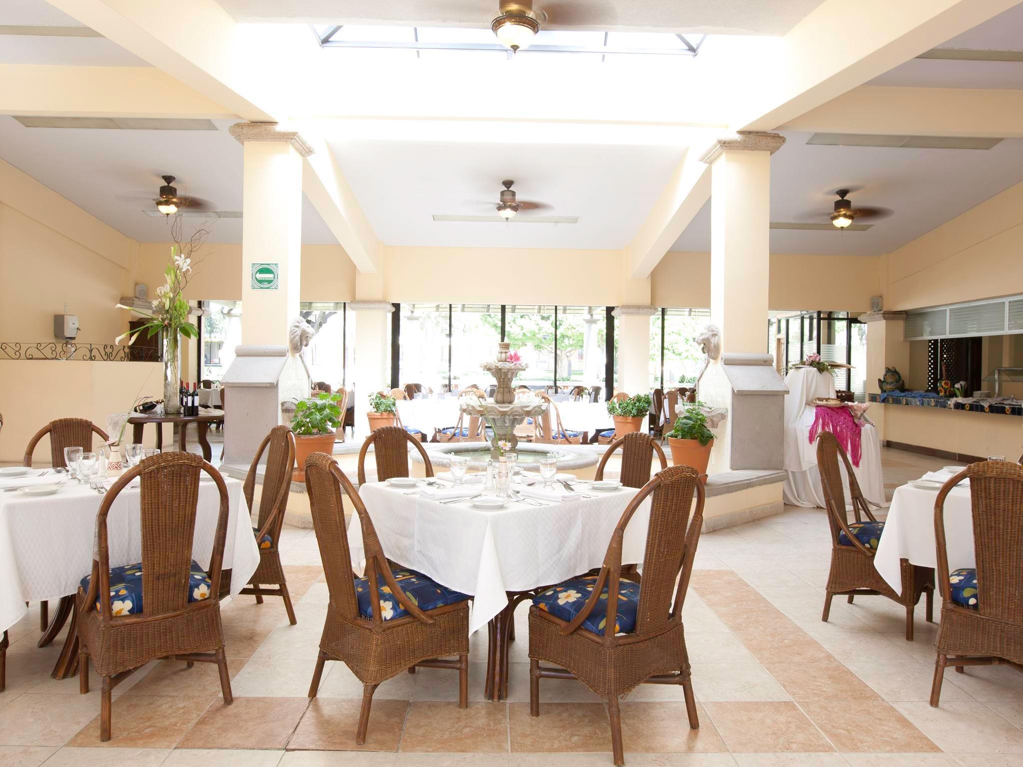 Mision Comanjilla Hotel Exterior photo