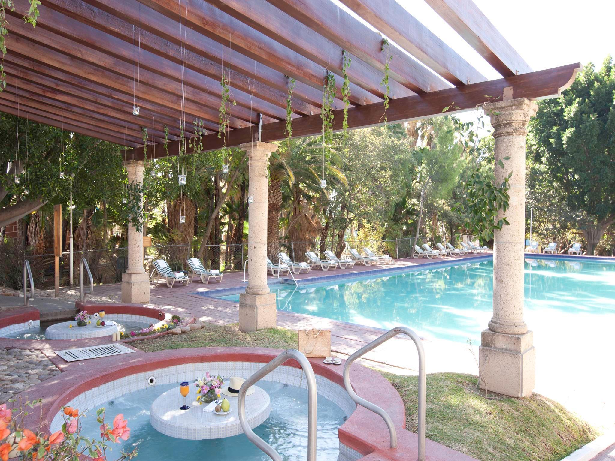 Mision Comanjilla Hotel Exterior photo